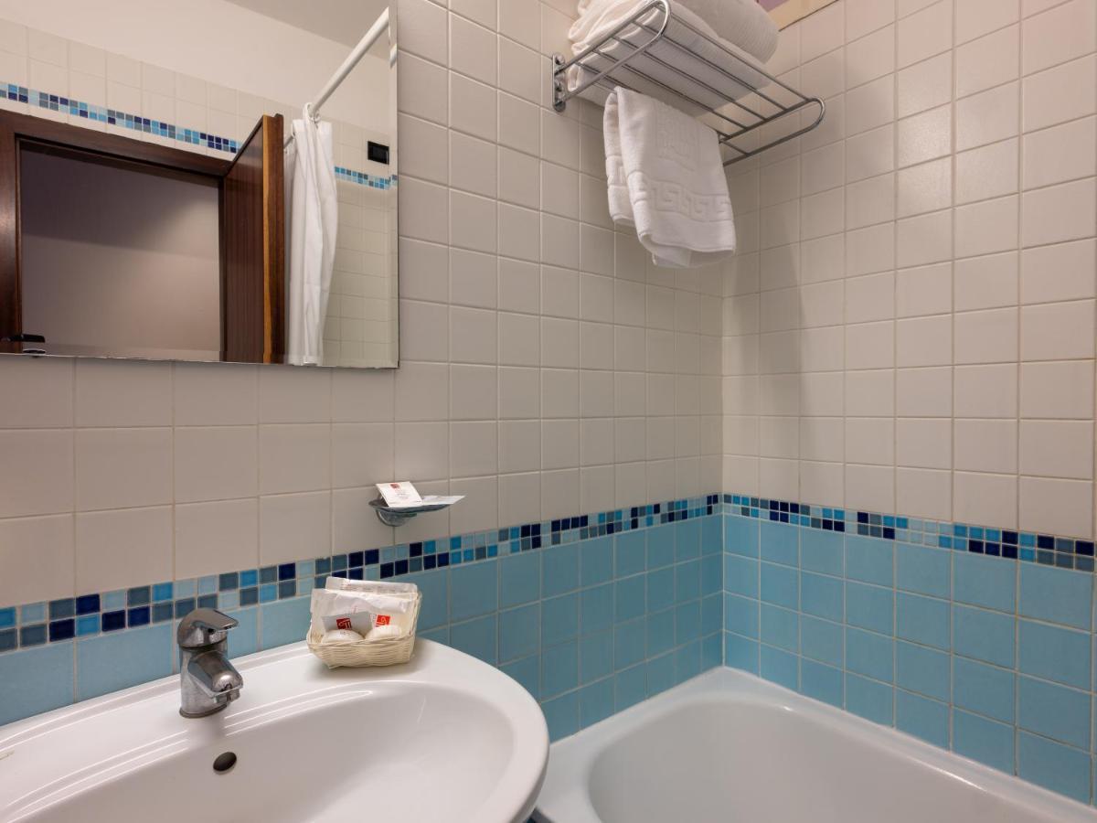 Superior Double or Twin Room,1498467454:JPEG